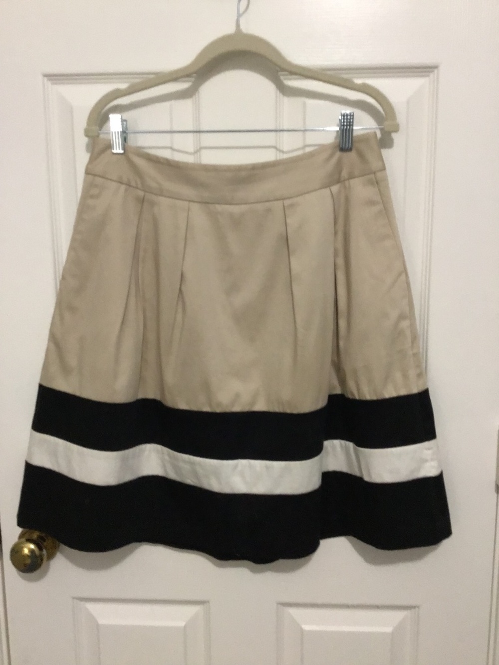 White House Black Market Skirt